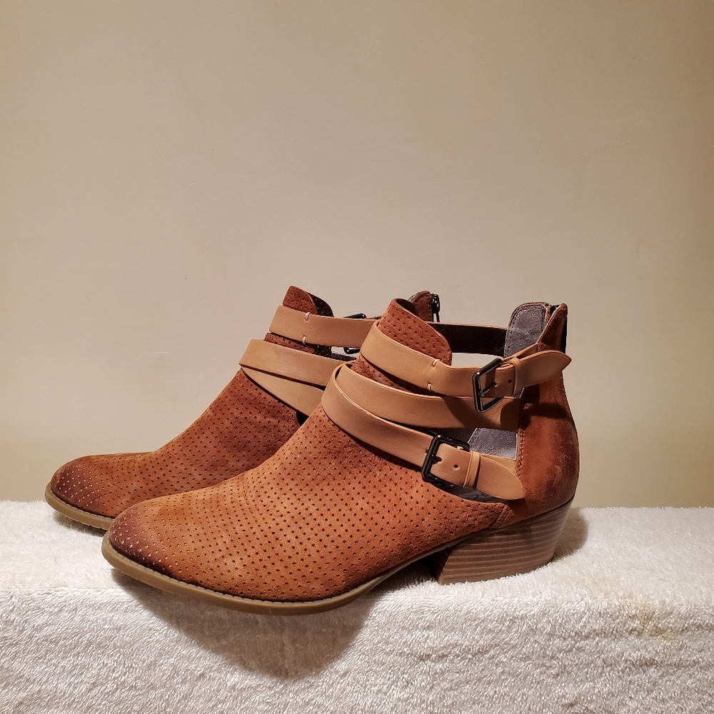 Kenneth Cole Reaction Ankle Boots - Picture 4 of 6